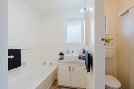 Photo of property in 29 Fifth Avenue, Enderley, Hamilton, 3214