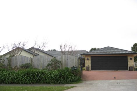 Photo of property in 7 Donnelly Street, Oakura, 4314