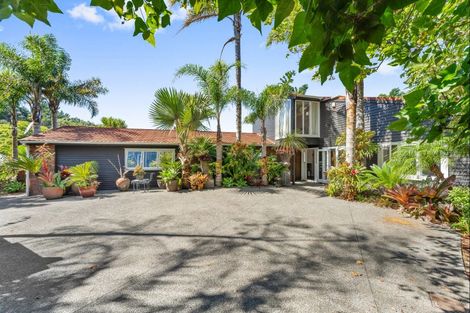 Photo of property in 465 Leigh Road, Whangateau, 0985