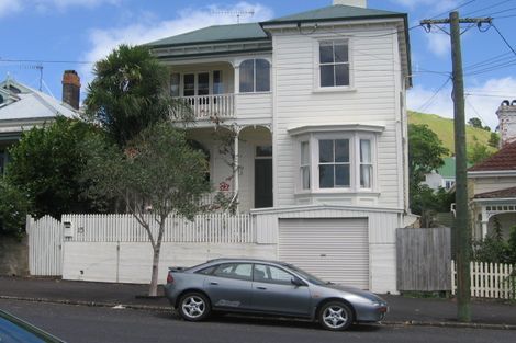 Photo of property in 15 Vauxhall Road, Devonport, Auckland, 0624