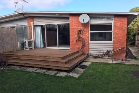 Photo of property in 1/4 Kipax Place, Riccarton, Christchurch, 8011