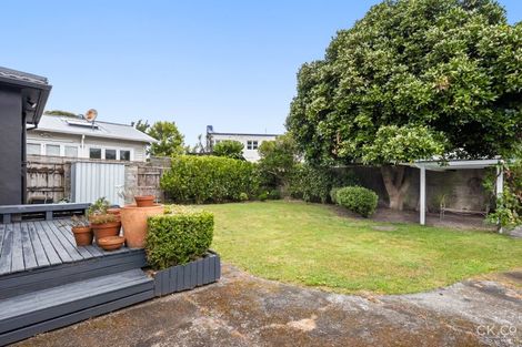 Photo of property in 42 Beaumont Avenue, Alicetown, Lower Hutt, 5010