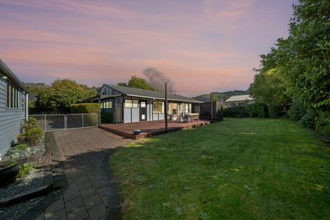 Photo of property in 39b Gemstone Drive, Birchville, Upper Hutt, 5018