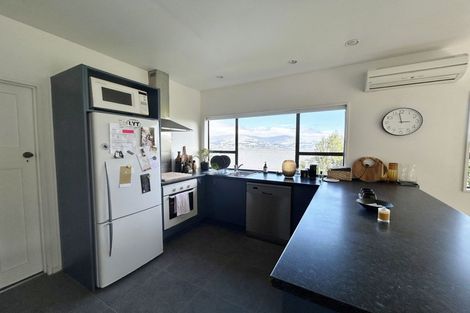 Photo of property in 35 Cornwall Road, Lyttelton, 8082
