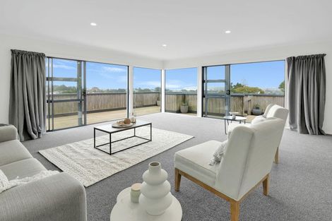 Photo of property in 29 Gledstane Road, Stanmore Bay, Whangaparaoa, 0932