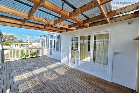 Photo of property in 11 Thynne Street, Foxton, 4814