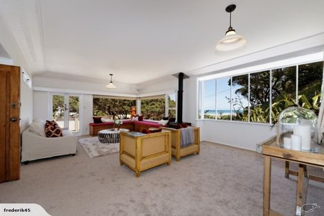 Photo of property in 35 Beach Valley Road, Piha, New Lynn, 0772