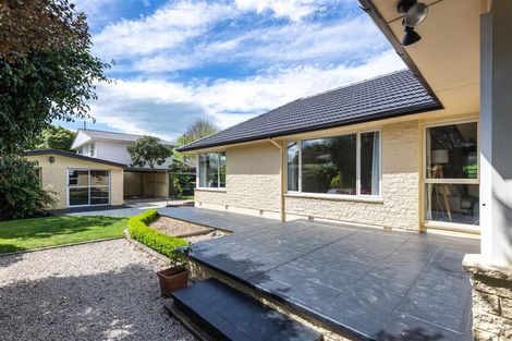 Photo of property in 56 Greendale Avenue, Avonhead, Christchurch, 8042