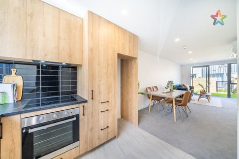 Photo of property in 34 John Street, Stokes Valley, Lower Hutt, 5019