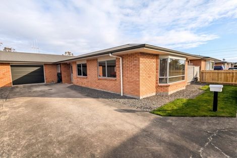 Photo of property in 44 Hokio Beach Road, Levin, 5510