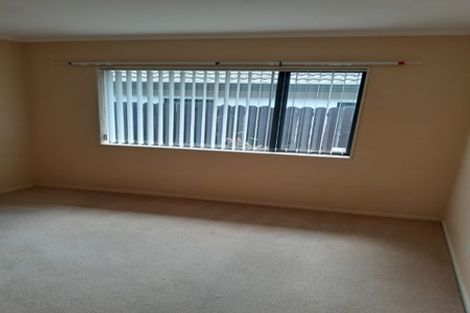 Photo of property in 6 Shankill Place, East Tamaki, Auckland, 2013