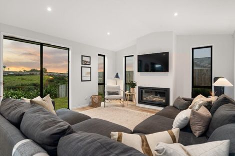 Photo of property in 18 Hass Drive, Ohauiti, Tauranga, 3112