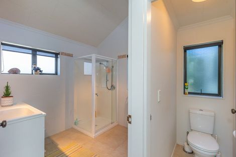 Photo of property in 8 Arataki Grove, Waitarere Beach, Levin, 5510