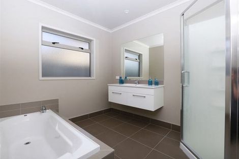 Photo of property in 14 Hector Drive, Rototuna North, Hamilton, 3210