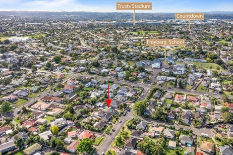 Photo of property in 7 Cornwall Street, Te Atatu South, Auckland, 0610