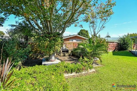 Photo of property in 51 Burbank Avenue, Manurewa, Auckland, 2102