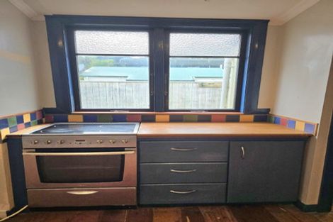 Photo of property in 52 Richmond Street, Petone, Lower Hutt, 5012