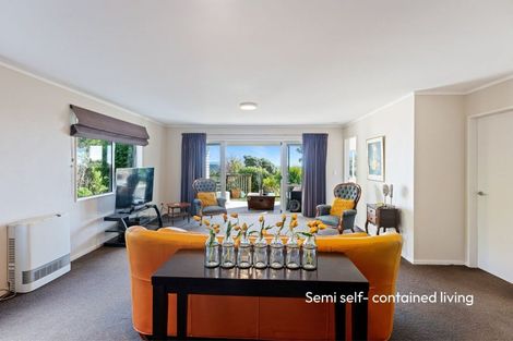 Photo of property in 103 Winara Avenue, Waikanae, 5036