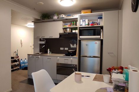 Photo of property in 96 On Symonds Apartments, 401/96 Symonds Street, Grafton, Auckland, 1010