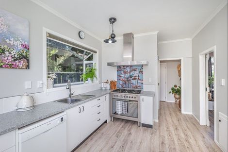 Photo of property in 35 Chester Street, Levin, 5510