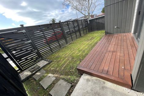 Photo of property in 2d Pinero Place, Bucklands Beach, Auckland, 2014