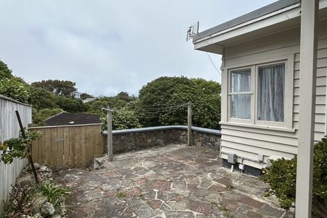 Photo of property in 11 Waru Street, Khandallah, Wellington, 6035