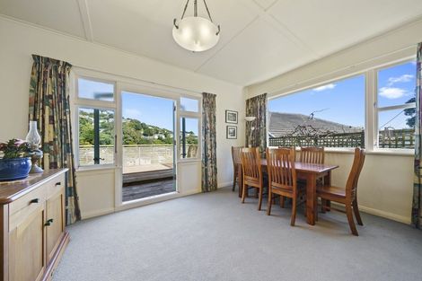 Photo of property in 56 Tio Tio Road, Miramar, Wellington, 6022