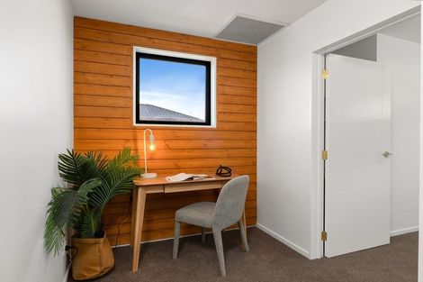 Photo of property in 2/142 Main Road North, Papanui, 8052