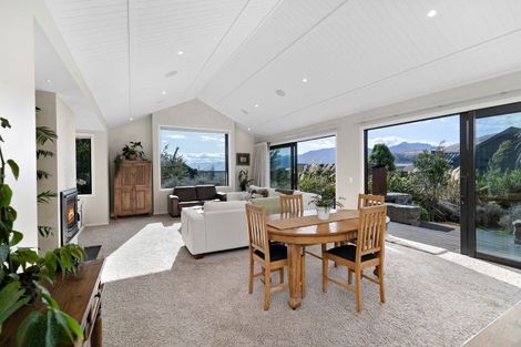 Photo of property in 5 Ellesmere Avenue, Jacks Point, Queenstown, 9371