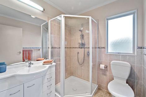 Photo of property in 9 Cascaden Road, Gulf Harbour, Whangaparaoa, 0930