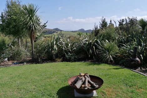 Photo of property in 58 Beasley Road, Pataua South, Onerahi, 0192