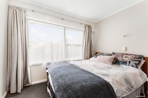 Photo of property in 1/8 Alexander Avenue, Torbay, Auckland, 0630