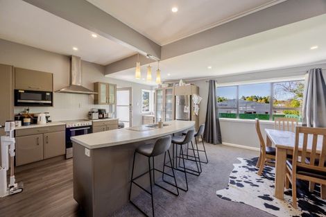 Photo of property in 3 Great North Road, Waipawa, 4210