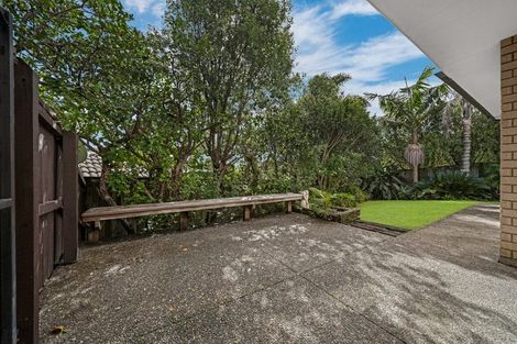 Photo of property in 6 Luna Place, Henderson, Auckland, 0612