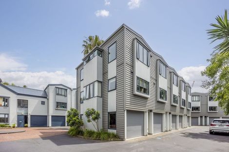 Photo of property in 1 Dovedale Place, Parnell, Auckland, 1010