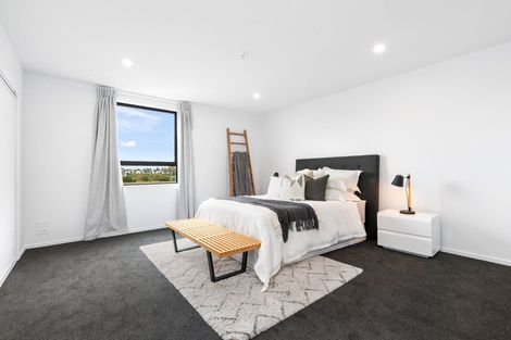 Photo of property in 1 Malaga Crescent, Harewood, Christchurch, 8051