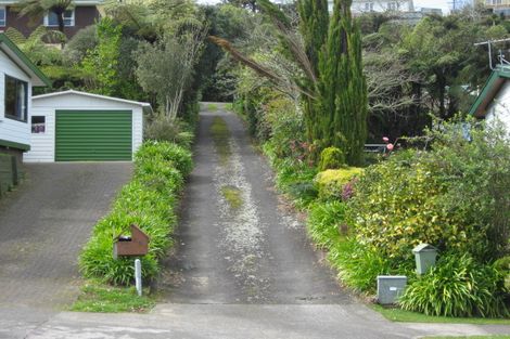 Photo of property in 85a Poplar Grove, Whalers Gate, New Plymouth, 4310