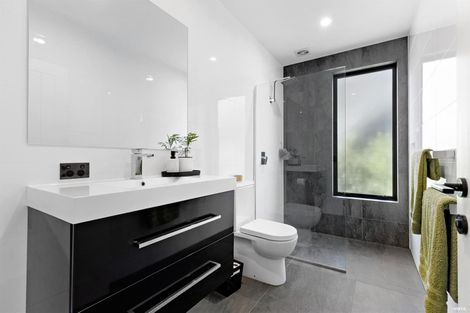 Photo of property in 8 Hovingham Court, Jacks Point, Queenstown, 9371