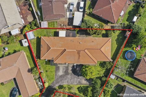 Photo of property in 1/5 Colleen Norma Place, Half Moon Bay, Auckland, 2012