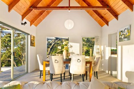 Photo of property in 28 Edwin Mitchelson Road, Muriwai, Waimauku, 0881