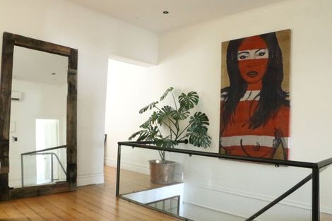 Photo of property in 2/207 Ponsonby Road, Ponsonby, Auckland, 1011