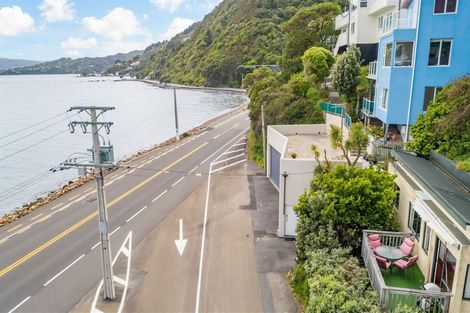 Photo of property in 517c Marine Drive, Sunshine Bay, Lower Hutt, 5013