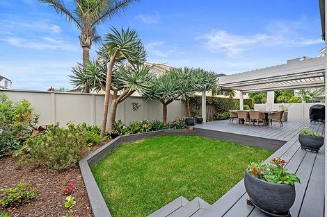 Photo of property in 9 Craig Road, Milford, Auckland, 0620