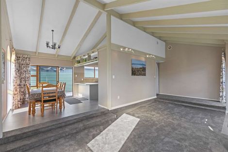 Photo of property in 53 Hinau Street, Castlecliff, Whanganui, 4501