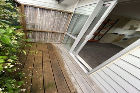 Photo of property in 13 Ballyward Close, East Tamaki, Auckland, 2013