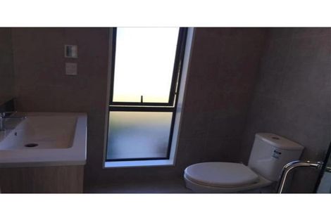 Photo of property in 2 Resolution Drive, Gulf Harbour, Whangaparaoa, 0930