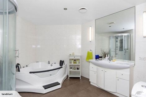 Photo of property in 1/6d Durham Street, Tauranga, 3110