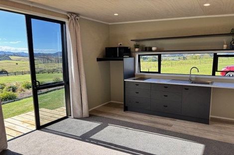 Photo of property in 198 Pataua Road South, Pataua South, Onerahi, 0192