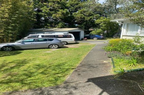 Photo of property in 1/166 Chivalry Road, Glenfield, Auckland, 0629