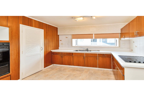 Photo of property in 57 Ray Small Drive, Pahurehure, Papakura, 2113